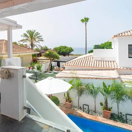 Βίλα Emma By The Sea With Private Pool