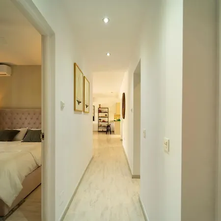 Emma By The Sea With Private Pool *