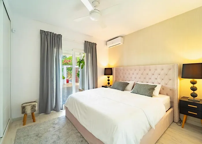 Emma By The Sea With Private Pool Villa *