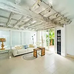 Emma By The Sea With Private Pool Марбелья