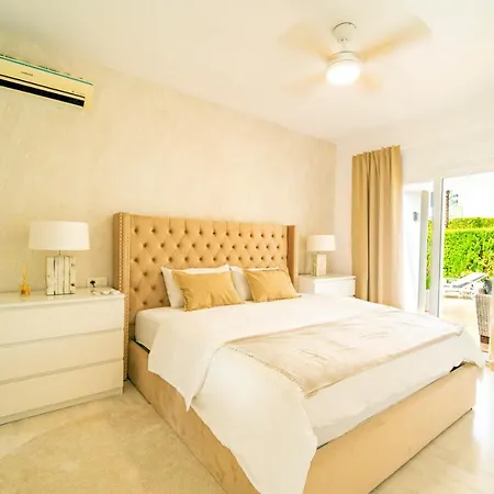 Emma By The Sea With Private Pool Marbellac