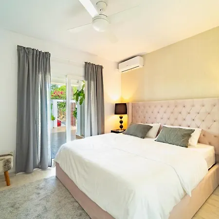 Emma By The Sea With Private Pool Villa *