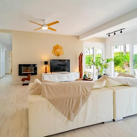 Emma By The Sea With Private Pool * Marbella