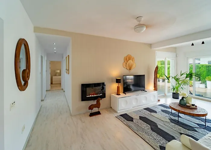 Emma By The Sea With Private Pool Villa Marbella