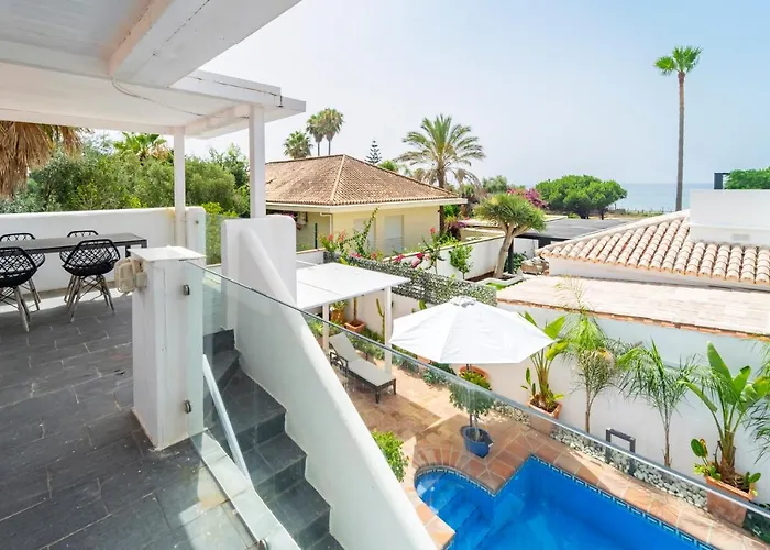 ヴィラ Emma By The Sea With Private Pool マルベーリャ