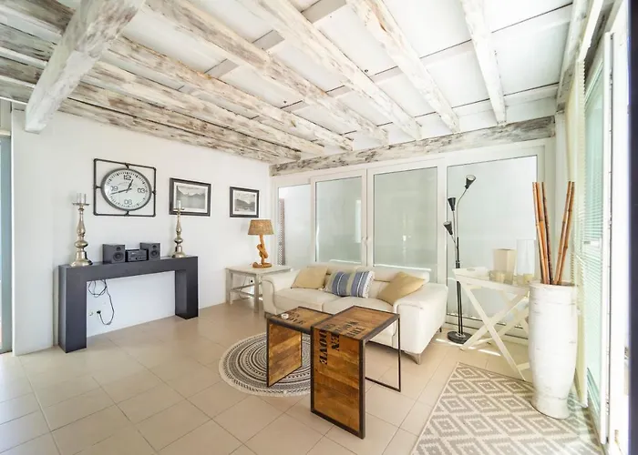 Emma By The Sea With Private Pool Villa